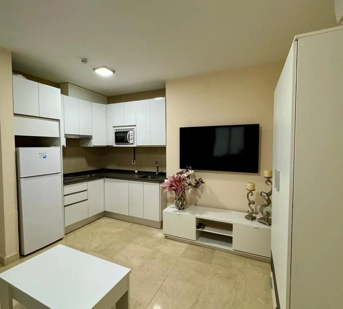 Apartamento En Lumbreras-Alameda Seville 0*,  Spain